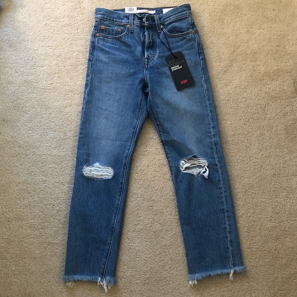 Levi’s Wedgie Straight Jeans
